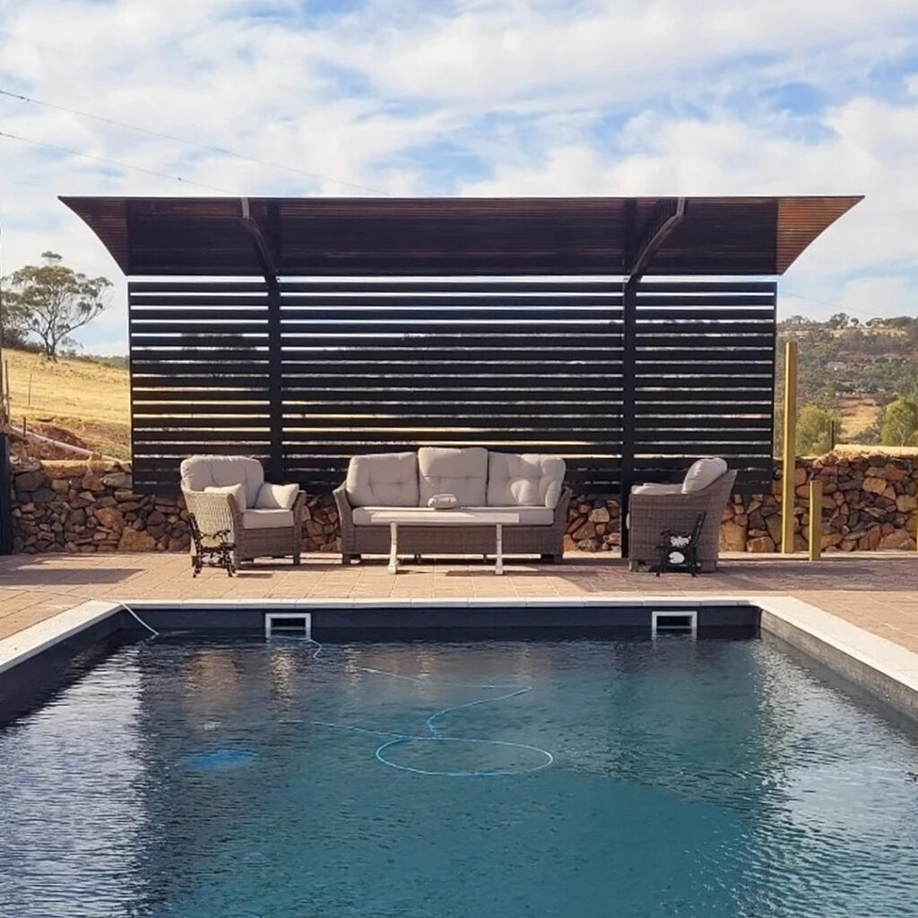 Hollywood Pergola - Poolside